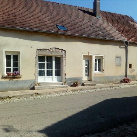 Chambres Chez L Habitant Frasne-les-Meulieres Luaran gambar