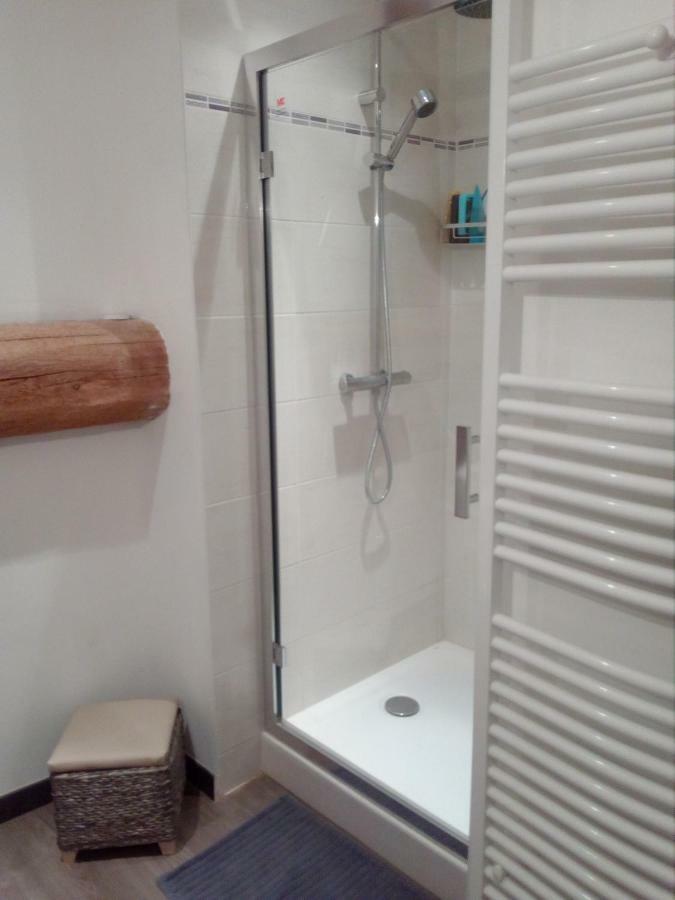 Chambres Chez L Habitant Frasne-les-Meulieres Luaran gambar
